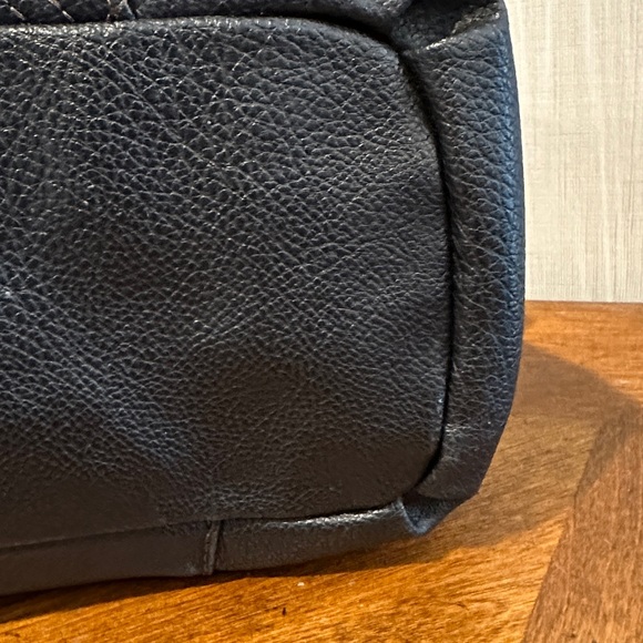 Kim Rogers Black Quilted Handbag - Picture 7 of 16